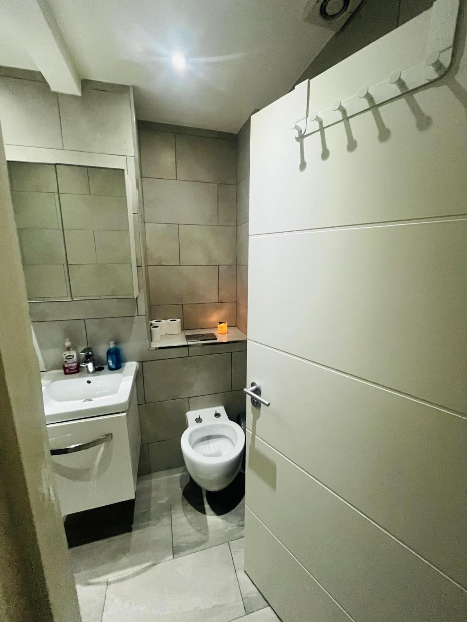 Immaculate 2-bed In *